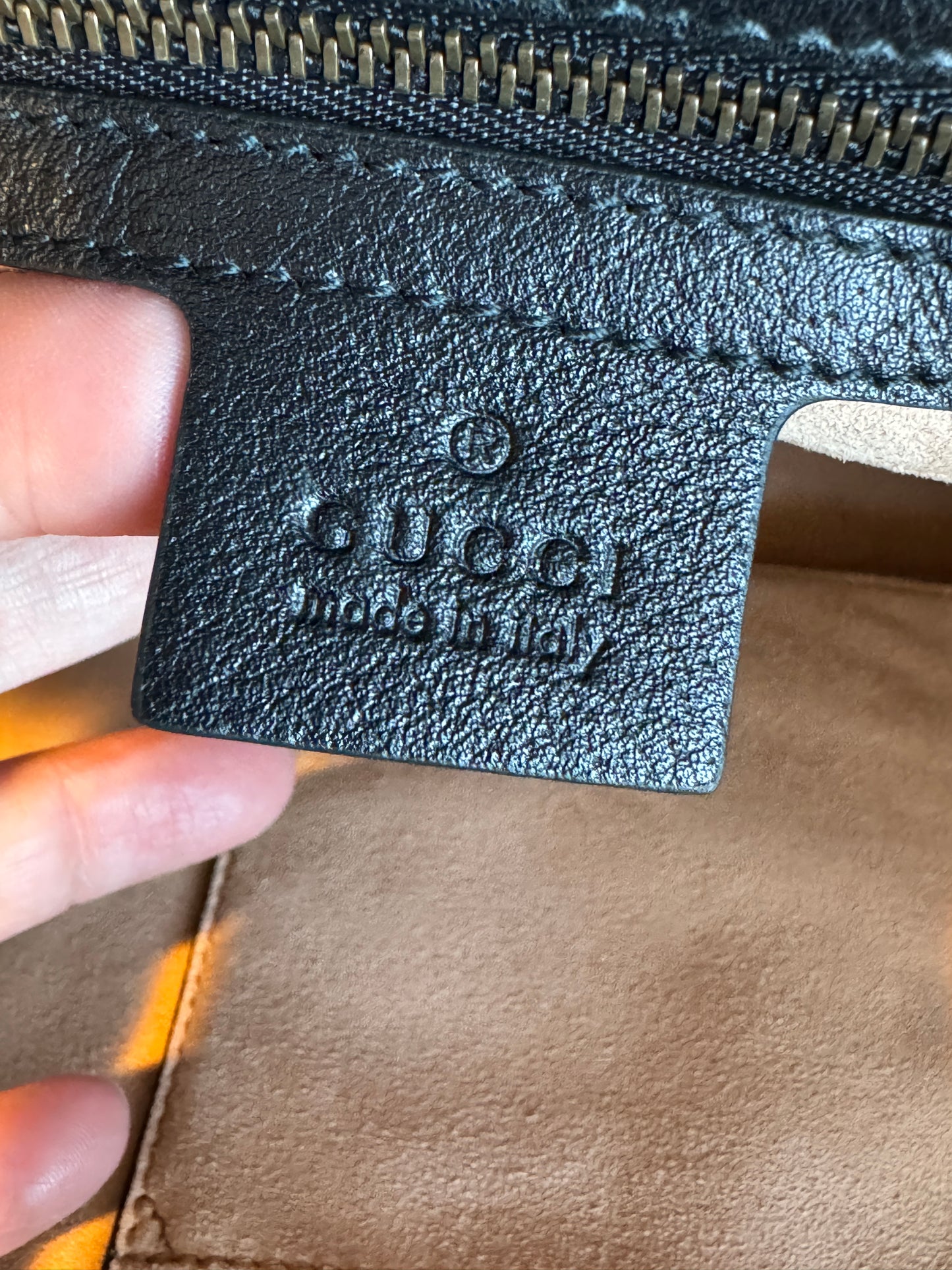 GUCCI RARE!! Linea Totem Large Black Tote Bag