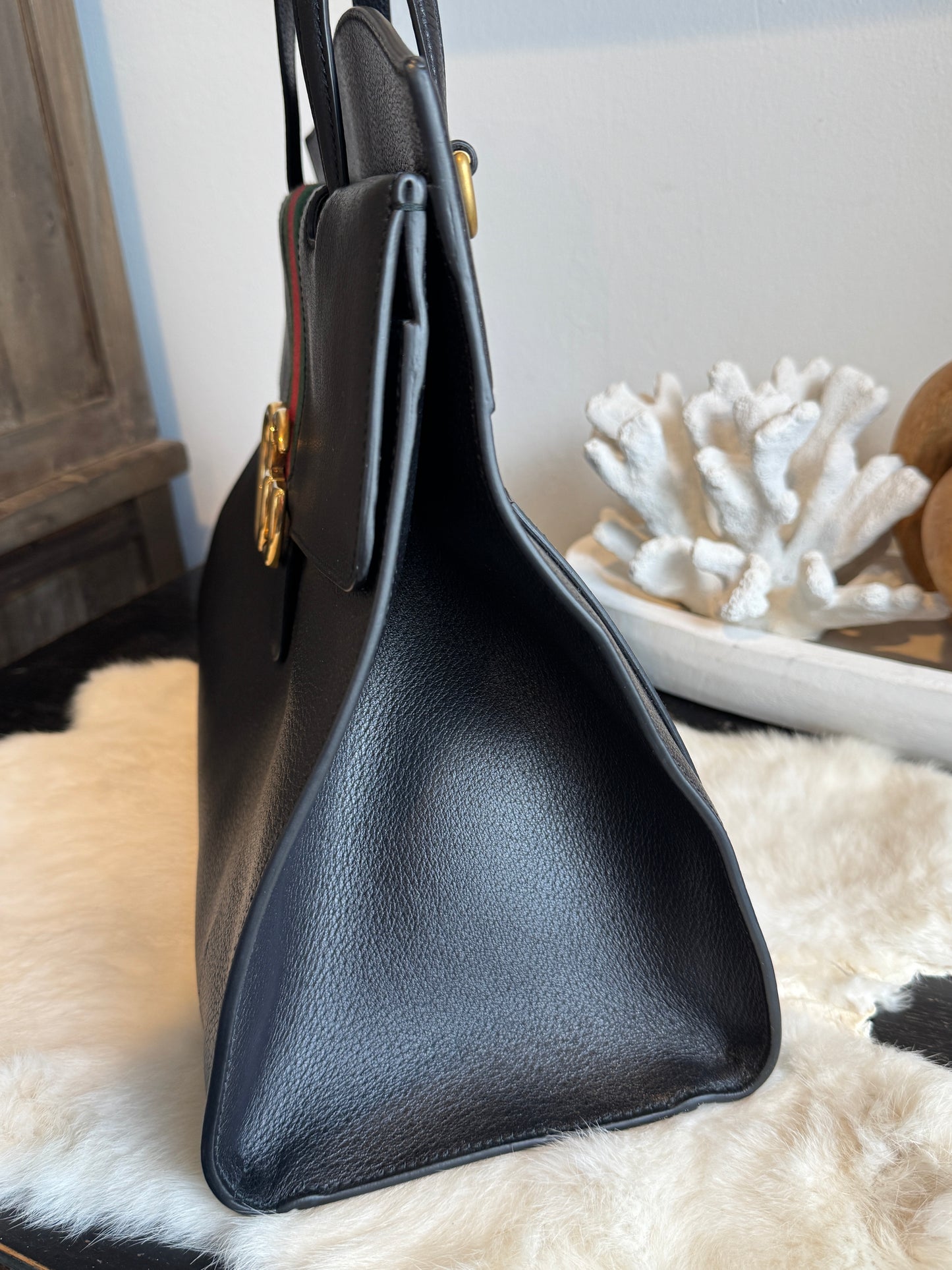 GUCCI RARE!! Linea Totem Large Black Tote Bag