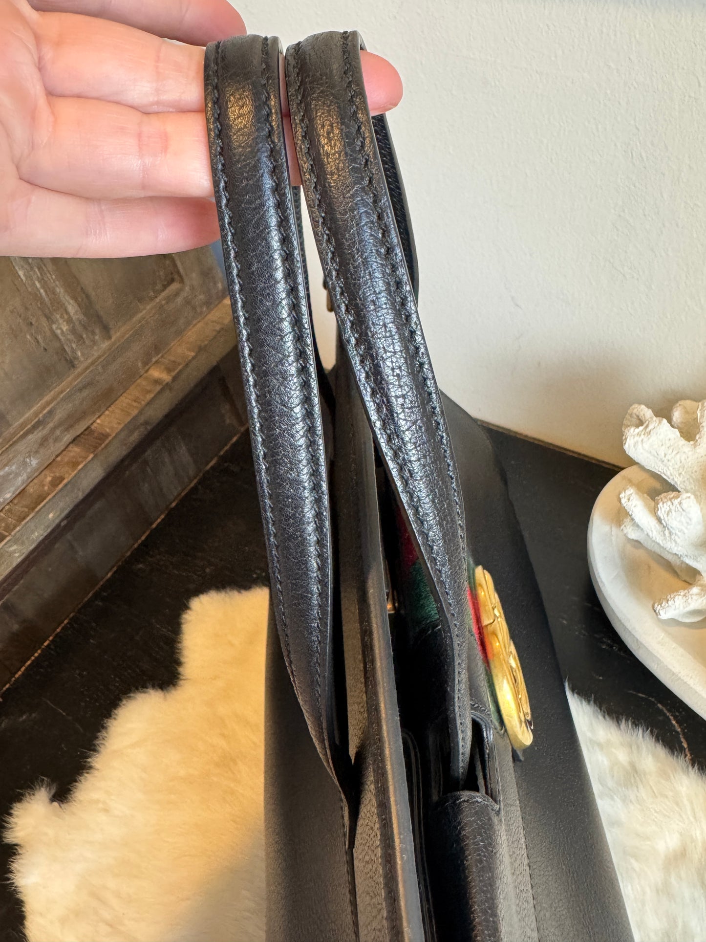 GUCCI RARE!! Linea Totem Large Black Tote Bag