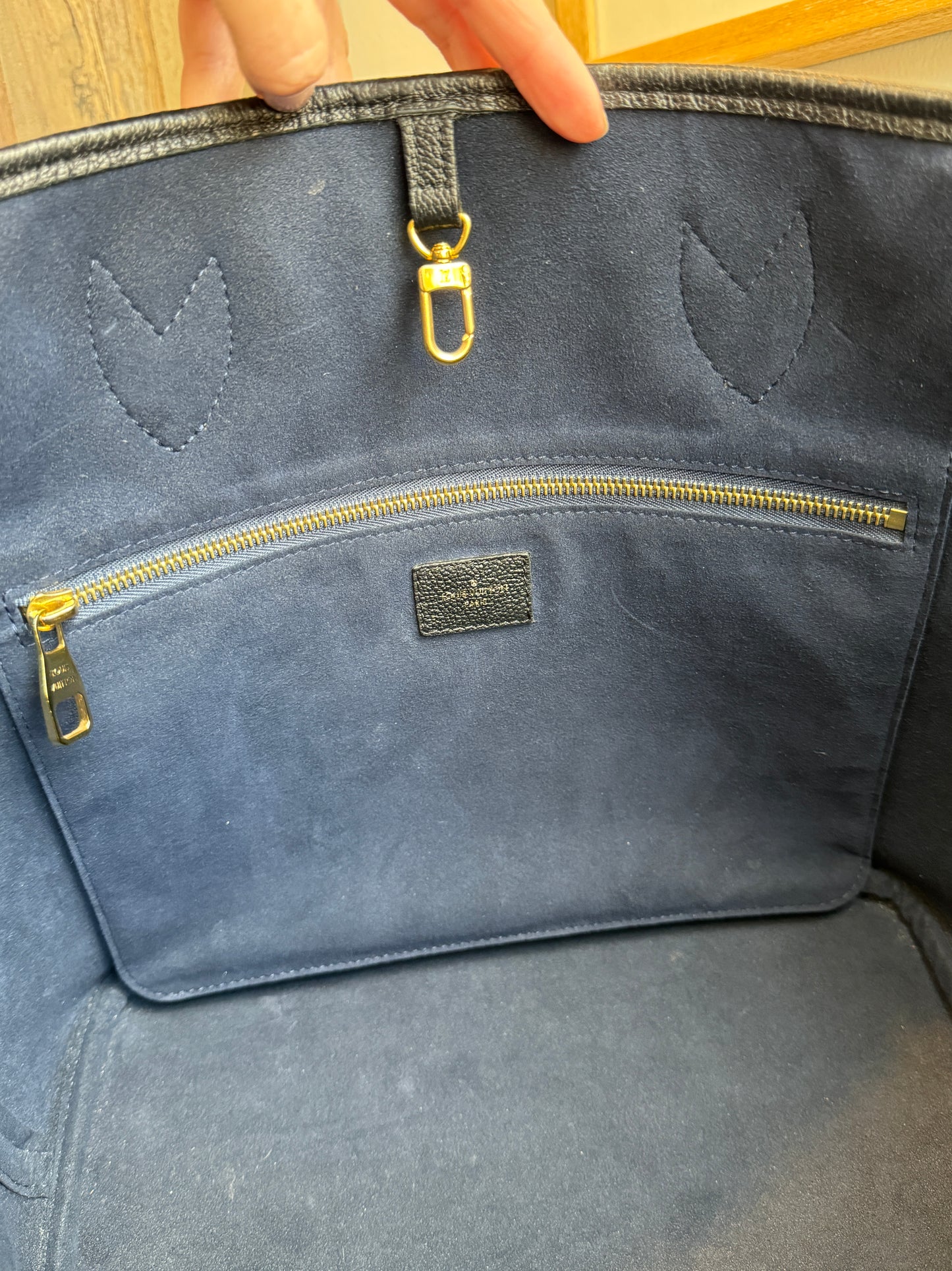 Louis Vuitton Neverfull MM Empreinte Black