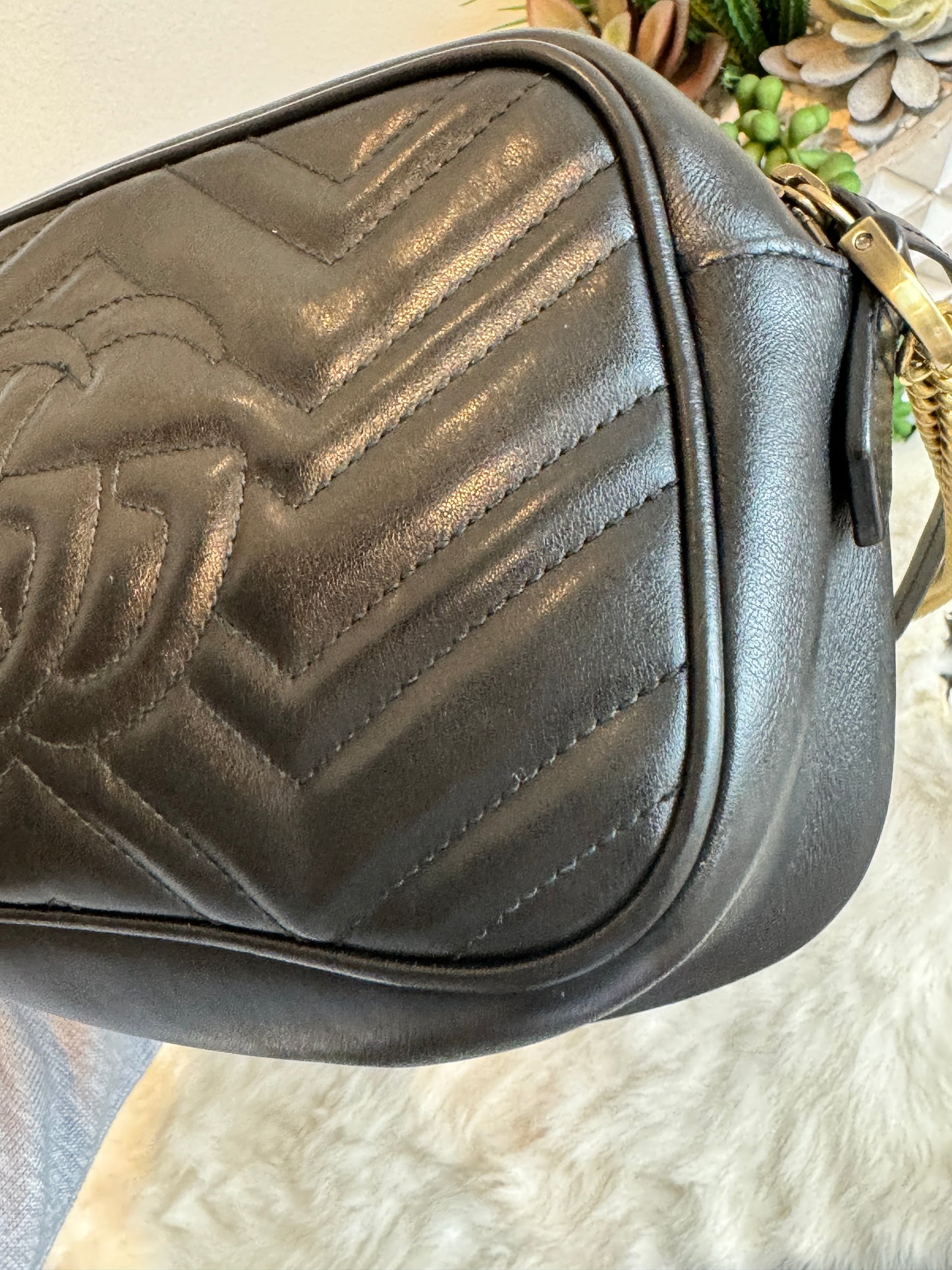 GUCCI Black Leather GG Marmont Small Camera Bag