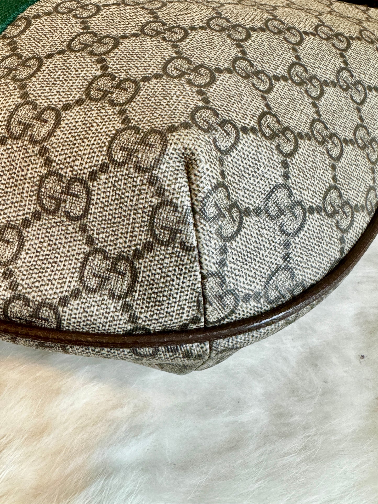 GUCCI Supreme Canvas Ophidia Crossbody