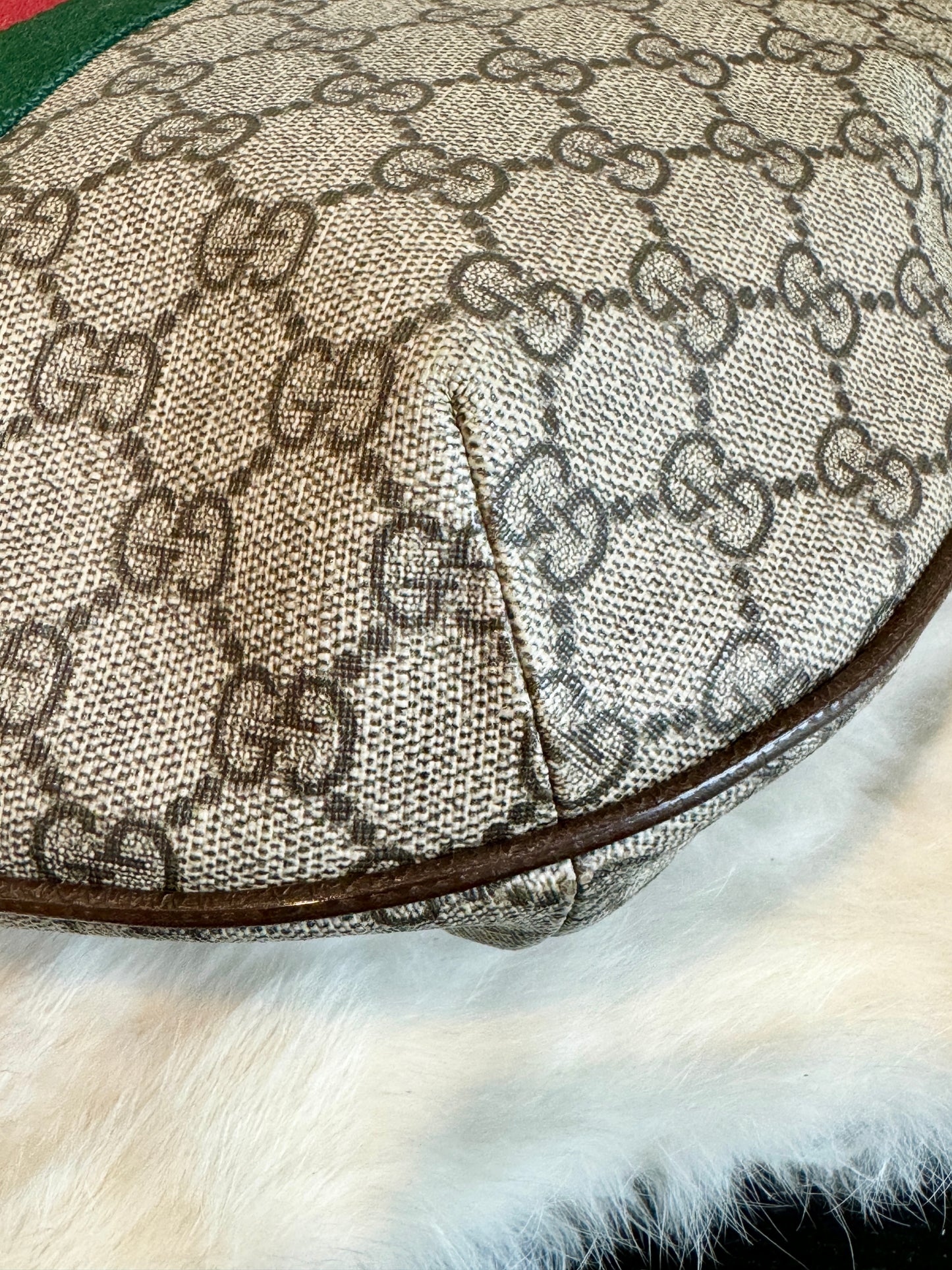 GUCCI Supreme Canvas Ophidia Crossbody
