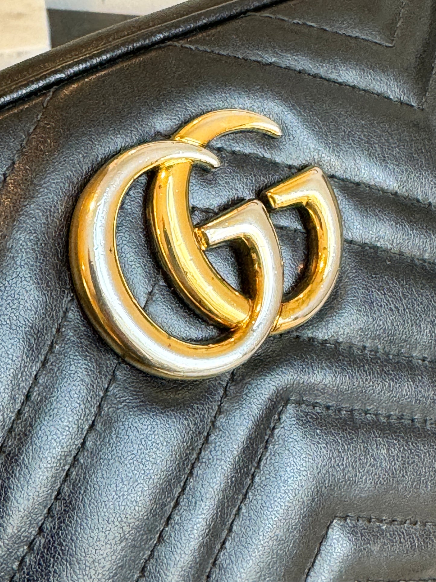GUCCI Black Leather GG Marmont Small Camera Bag