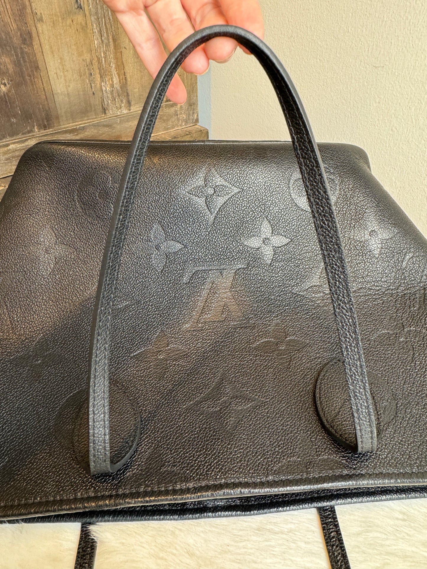 Louis Vuitton Neverfull MM Empreinte Black