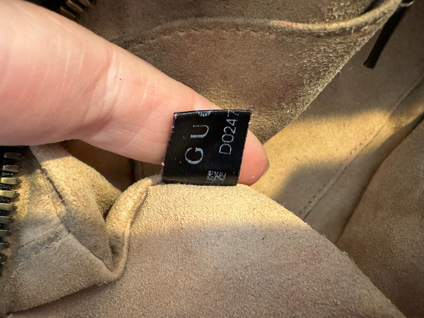 GUCCI Black Leather GG Marmont Small Camera Bag