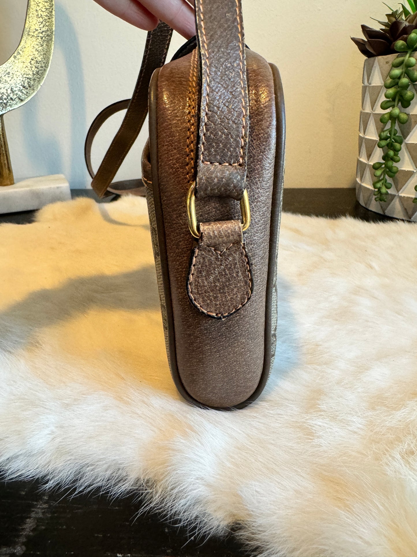 GUCCI Vintage Sherry Line Crossbody