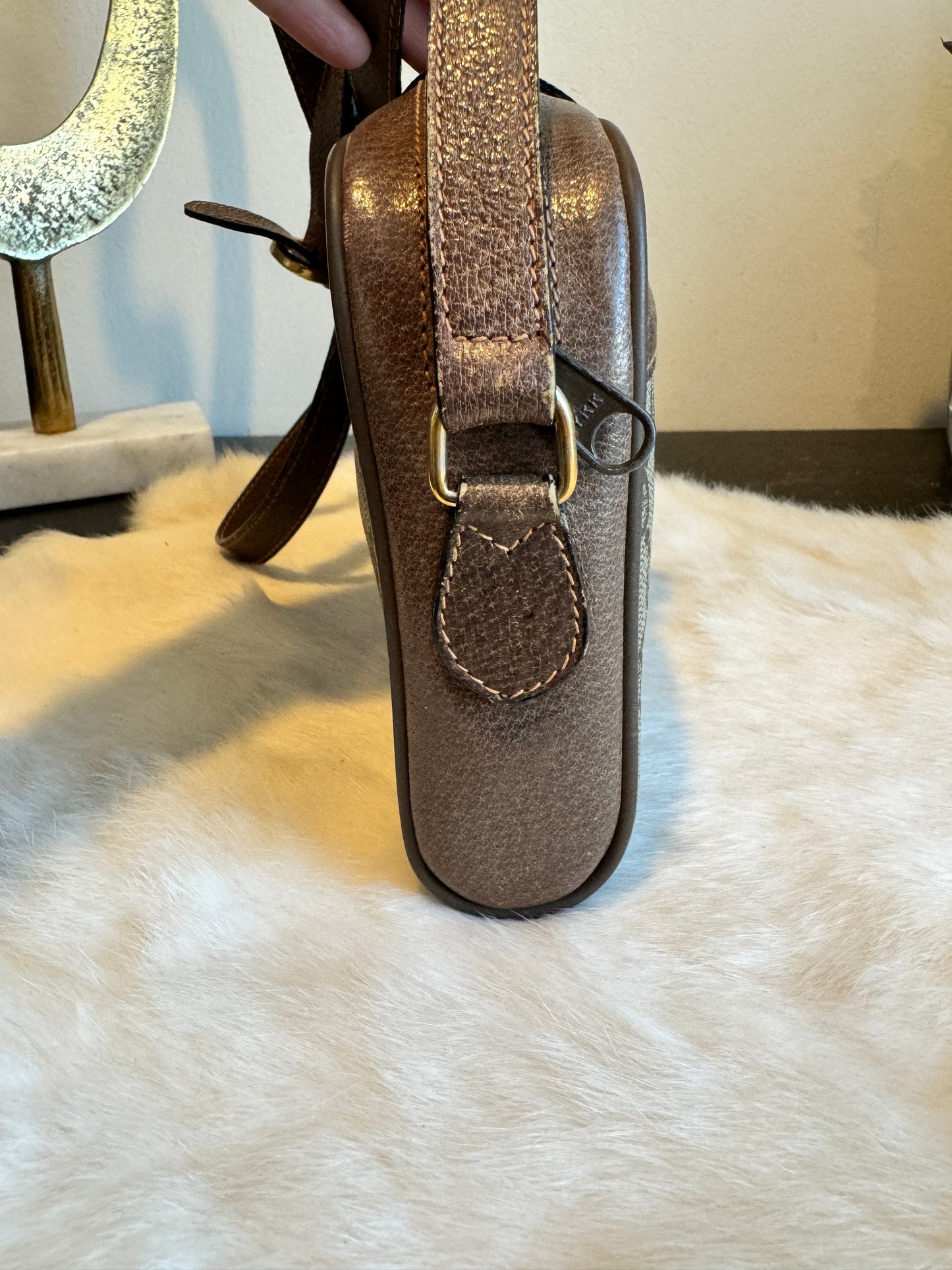GUCCI Vintage Sherry Line Crossbody