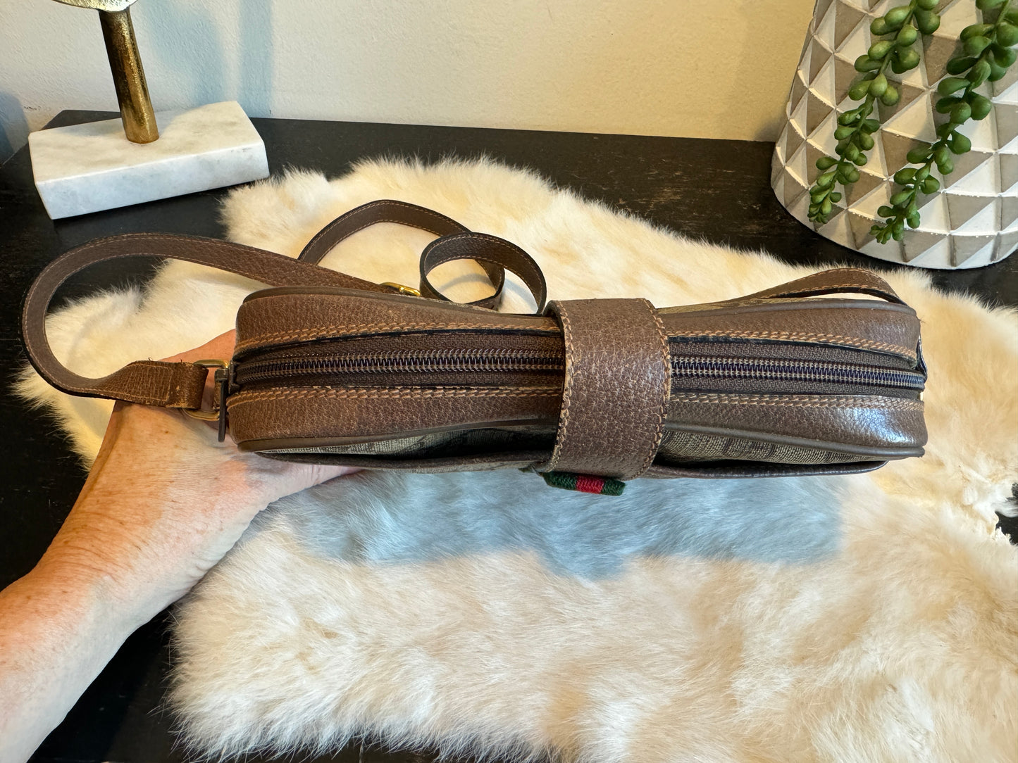 GUCCI Vintage Sherry Line Crossbody