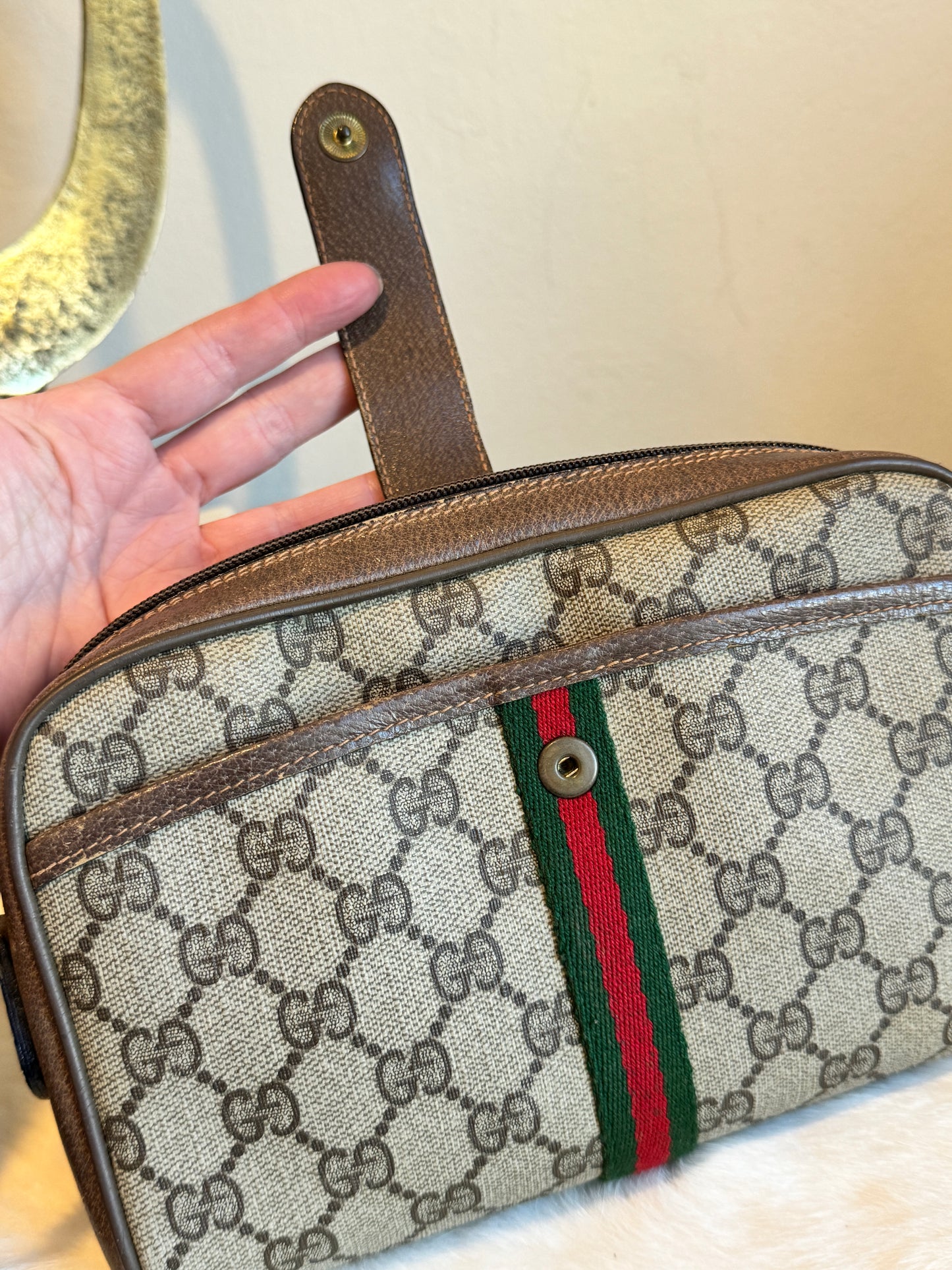 GUCCI Vintage Sherry Line Crossbody