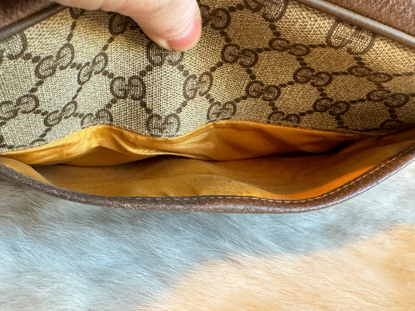 GUCCI Vintage Sherry Line Crossbody