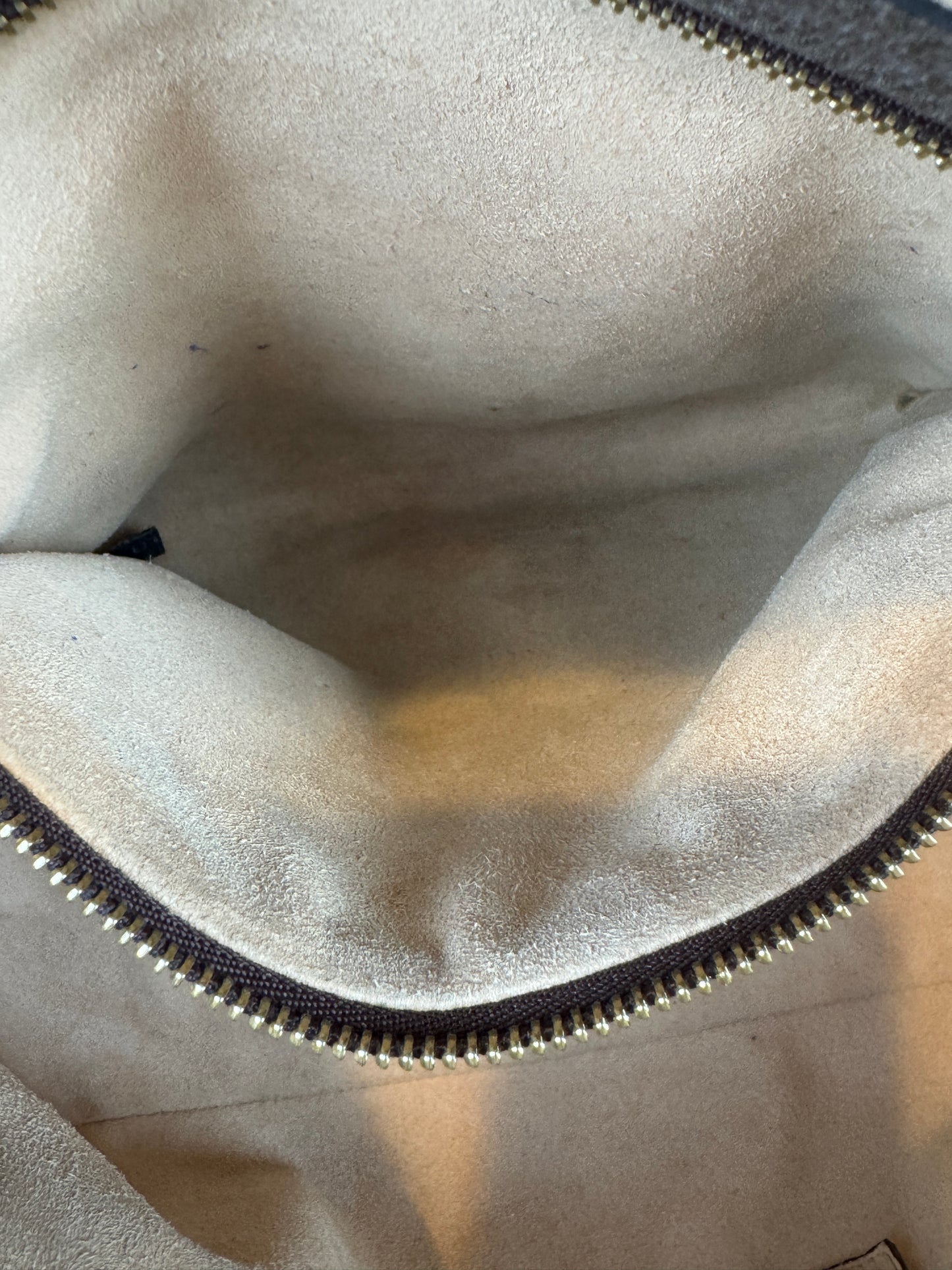 GUCCI Ophidia Supreme Canvas Round Top Medium Tote