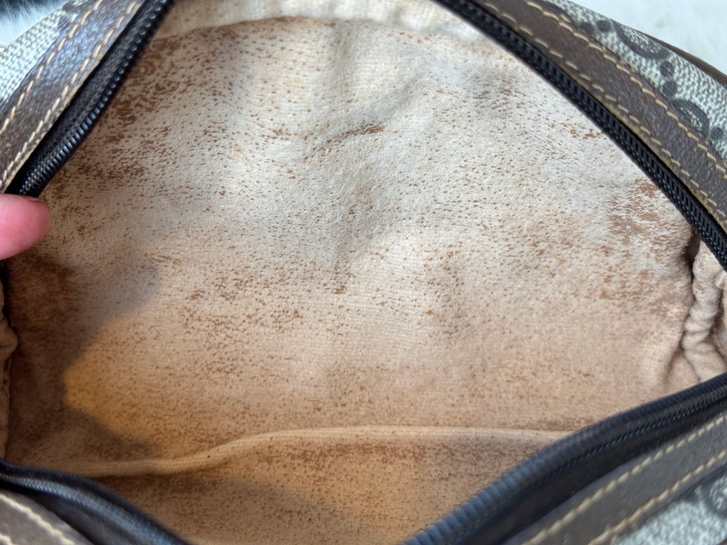 GUCCI Plus Mini Crossbody Chain Strap