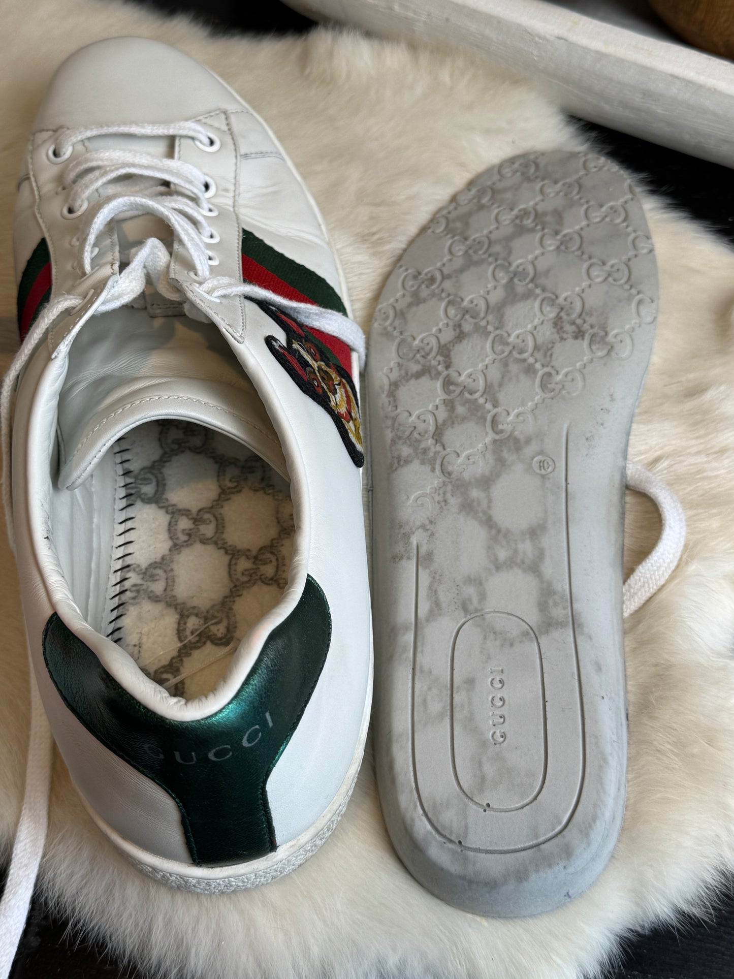 Gucci Men's Limited Edition Bull Dogs Sneakers 10.5EU
