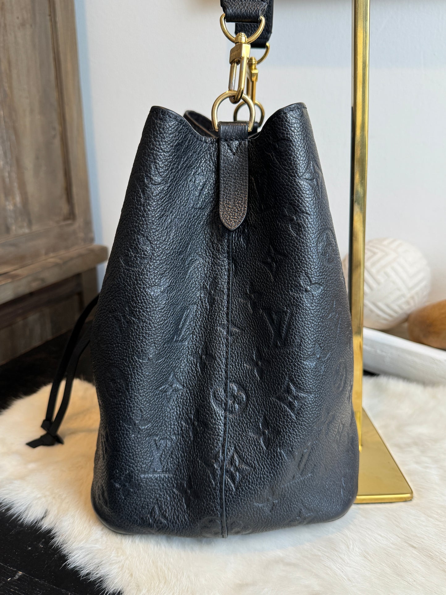 Louis Vuitton Monogram Empreinte Neonoe Noir/Black 2-Way