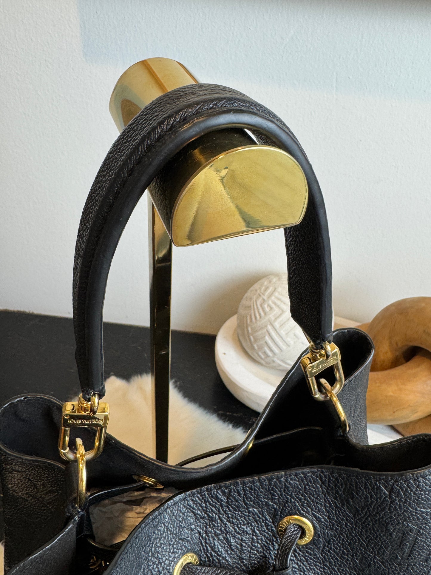 Louis Vuitton Monogram Empreinte Neonoe Noir/Black 2-Way