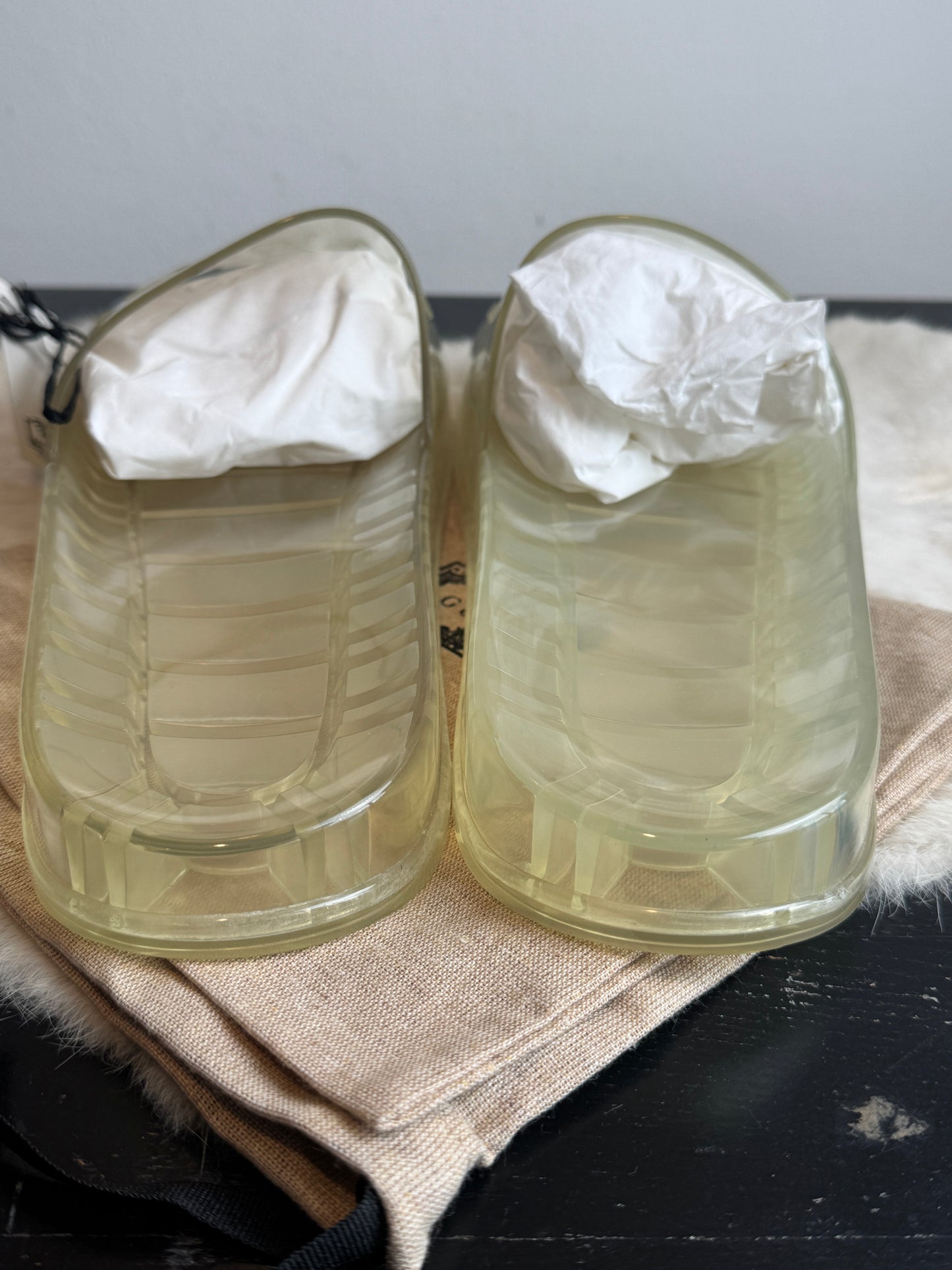 GUCCI Transparent Rubber Men's Slides