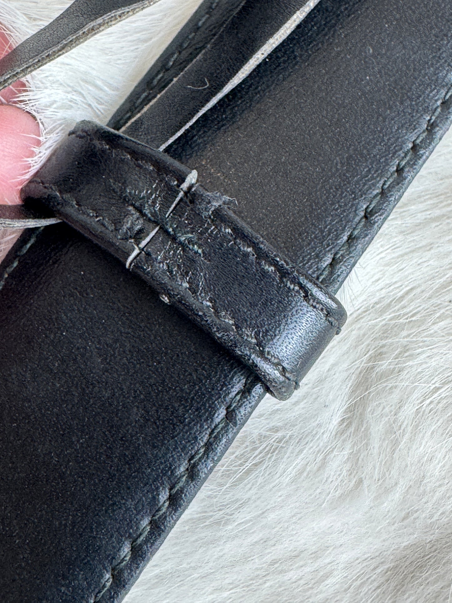 Gucci Vintage Black Leather 1 1/8" Belt Gold GG