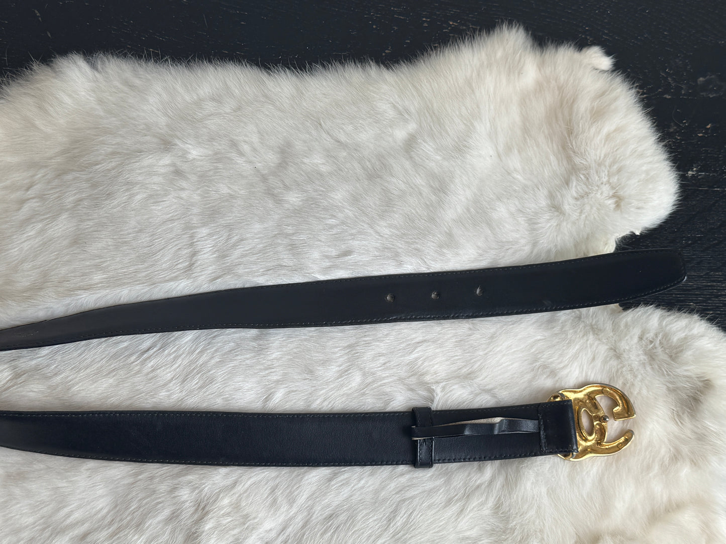 Gucci Vintage Black Leather 1 1/8" Belt Gold GG