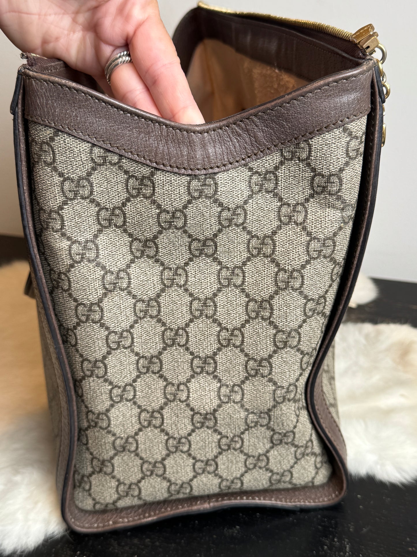 GUCCI Ophidia Supreme Canvas Zip Top Medium 2-Way Tote
