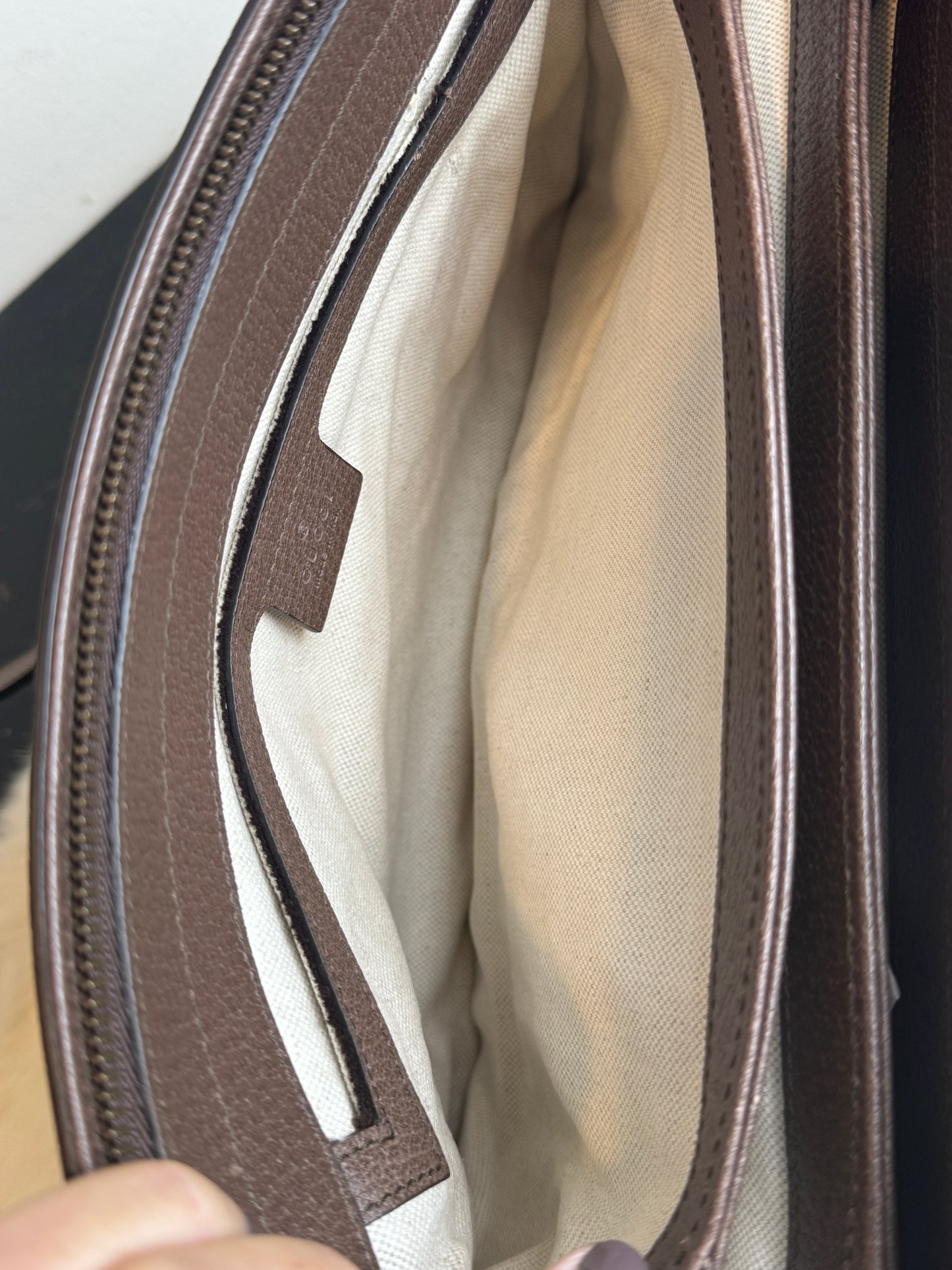 GUCCI GG Supreme Canvas Ophidia Crossbody