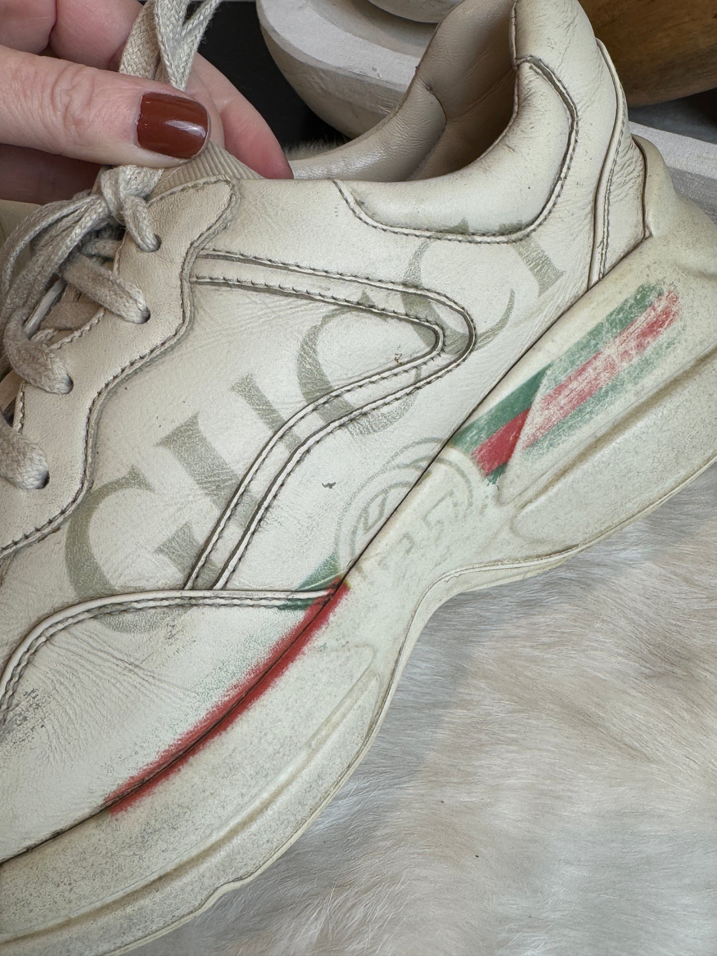 GUCCI Rhyton Ivory Sneakers Mens 7EU (Womens 40EU)