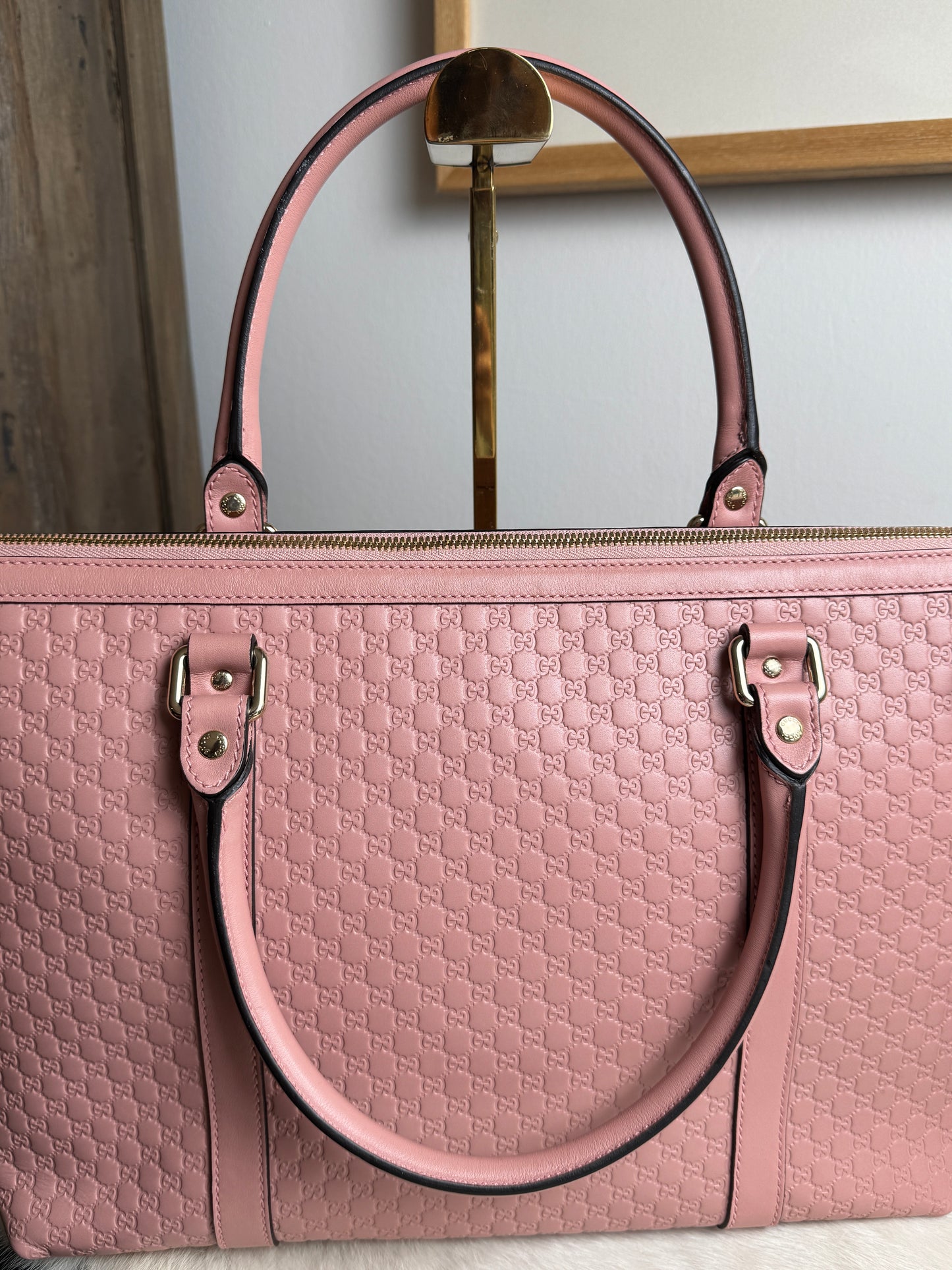 GUCCI Pink Soft Micro-Guccissima Large Zippered Satchel