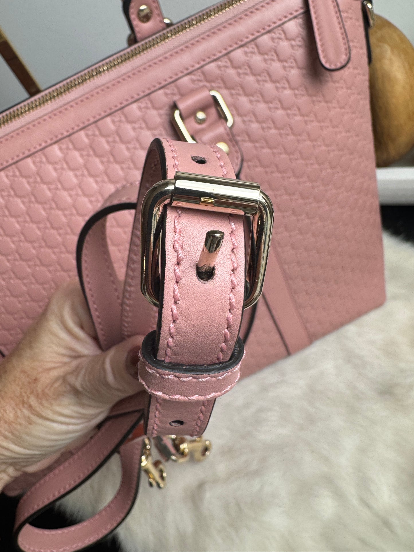 GUCCI Pink Soft Micro-Guccissima Large Zippered Satchel