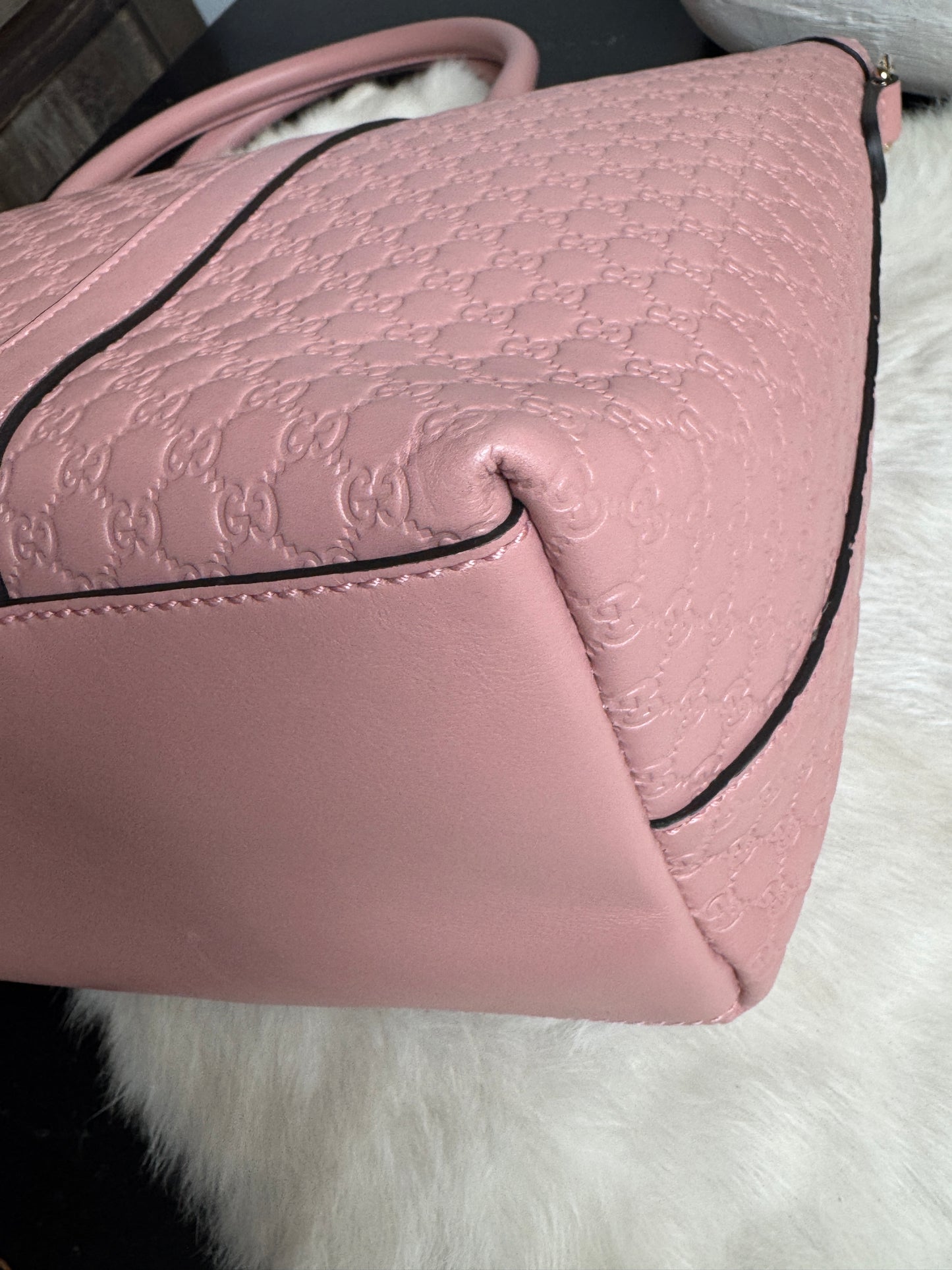 GUCCI Pink Soft Micro-Guccissima Large Zippered Satchel