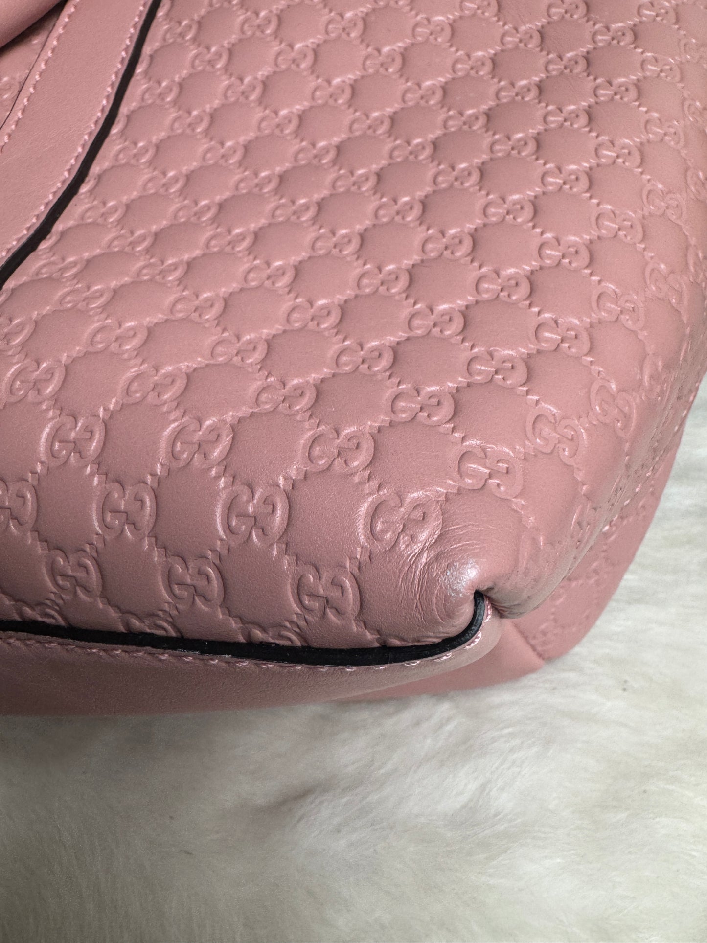 GUCCI Pink Soft Micro-Guccissima Large Zippered Satchel