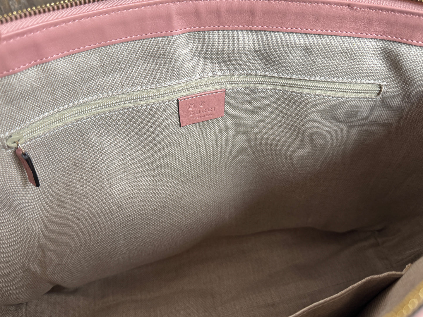 GUCCI Pink Soft Micro-Guccissima Large Zippered Satchel