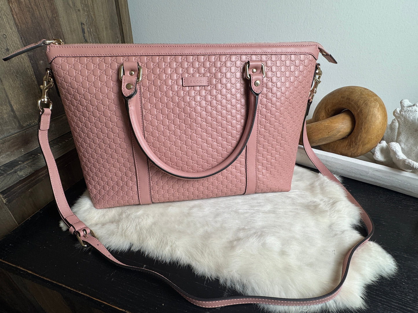 GUCCI Pink Soft Micro-Guccissima Large Zippered Satchel