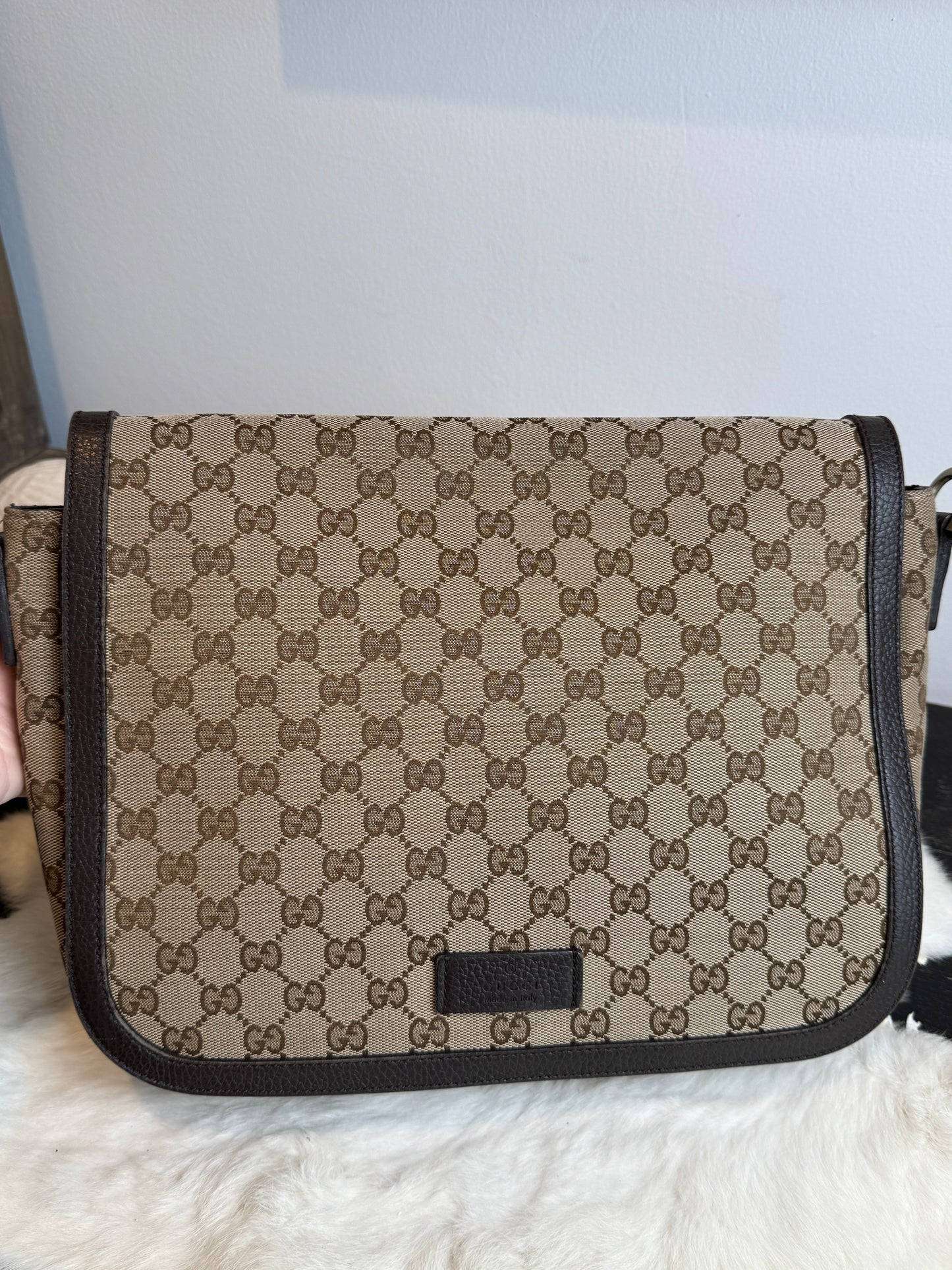GUCCI Monogram Brown Canvas Large Messenger Bag
