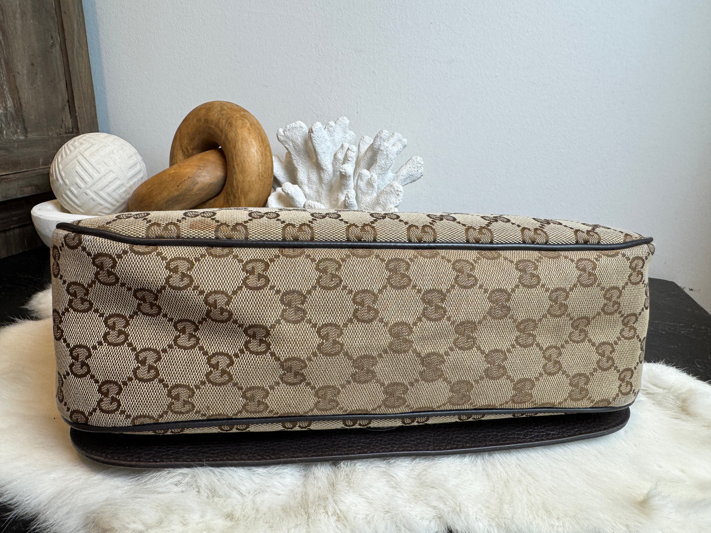 GUCCI Monogram Brown Canvas Large Messenger Bag
