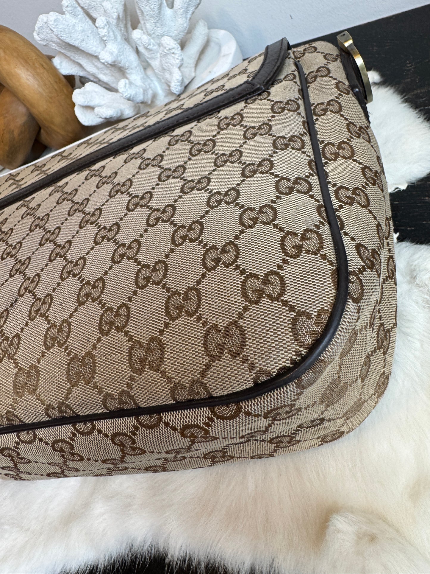 GUCCI Monogram Brown Canvas Large Messenger Bag