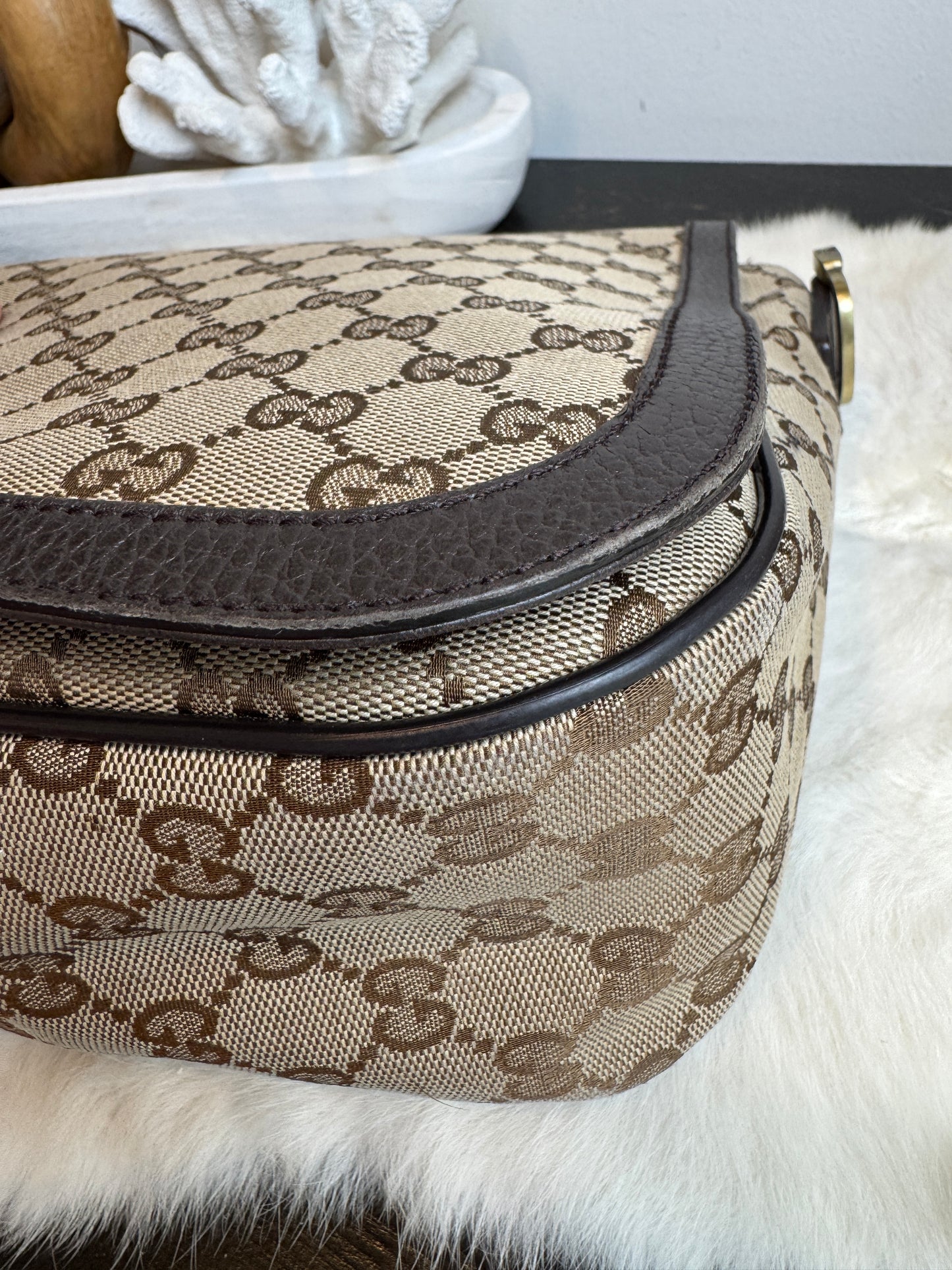 GUCCI Monogram Brown Canvas Large Messenger Bag