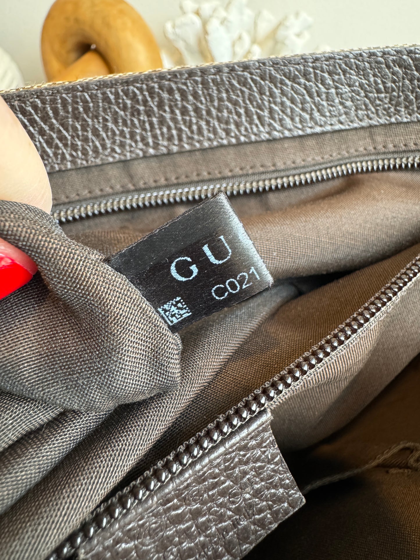 GUCCI Monogram Brown Canvas Large Messenger Bag