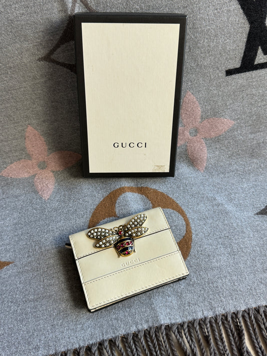 GUCCI Queen Margaret Cream Bifold Snap Wallet