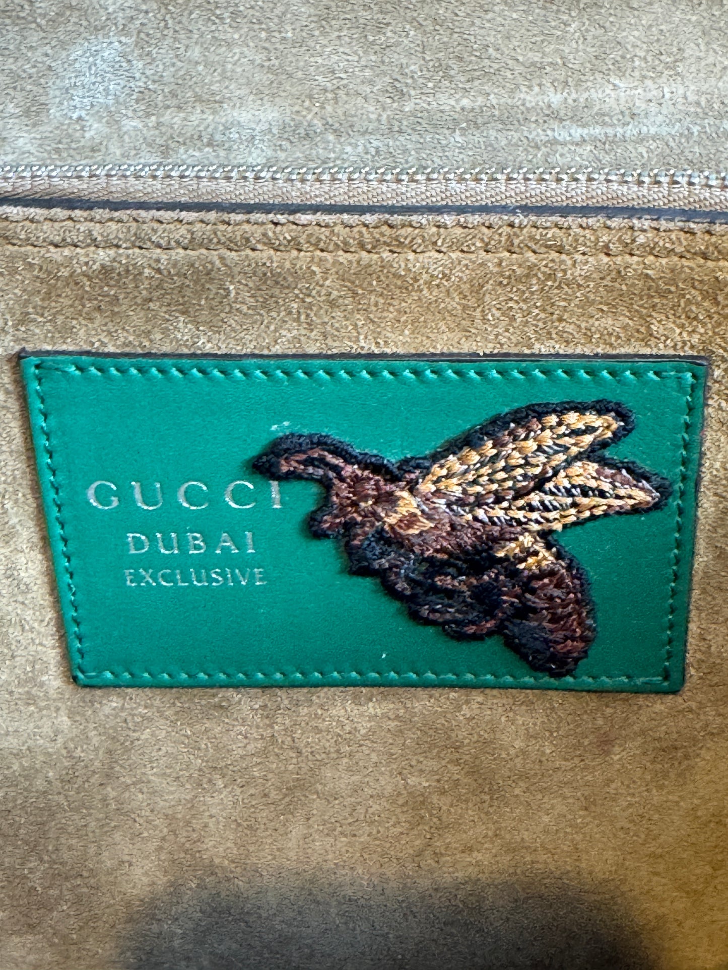 GUCCI GG Supreme Canvas Medium Dionysus