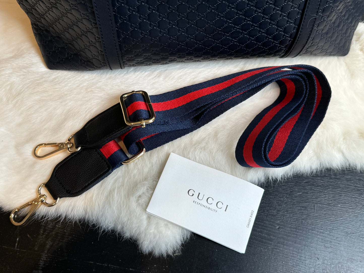GUCCI Micro-Guccissima Zip Top Navy Medium