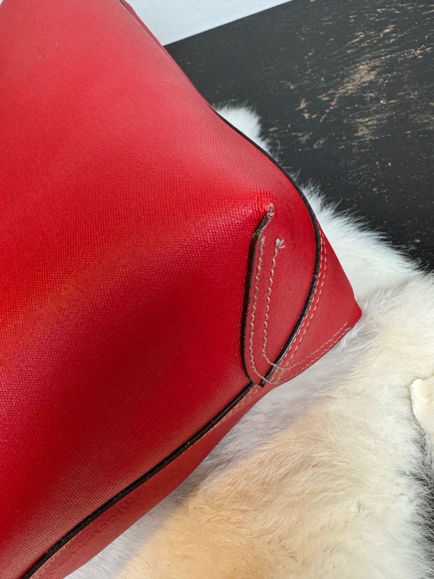 GUCCI Turnaround Supreme Canvas Reversible Tote Small Red