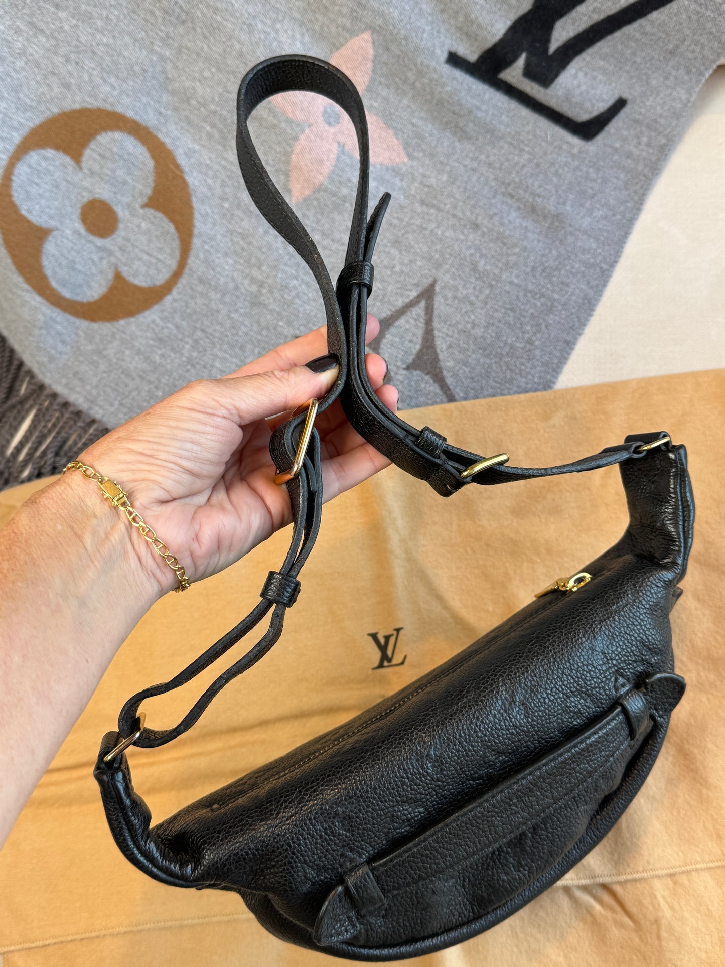 Louis Vuitton Empreinte Noir Original Bumbag