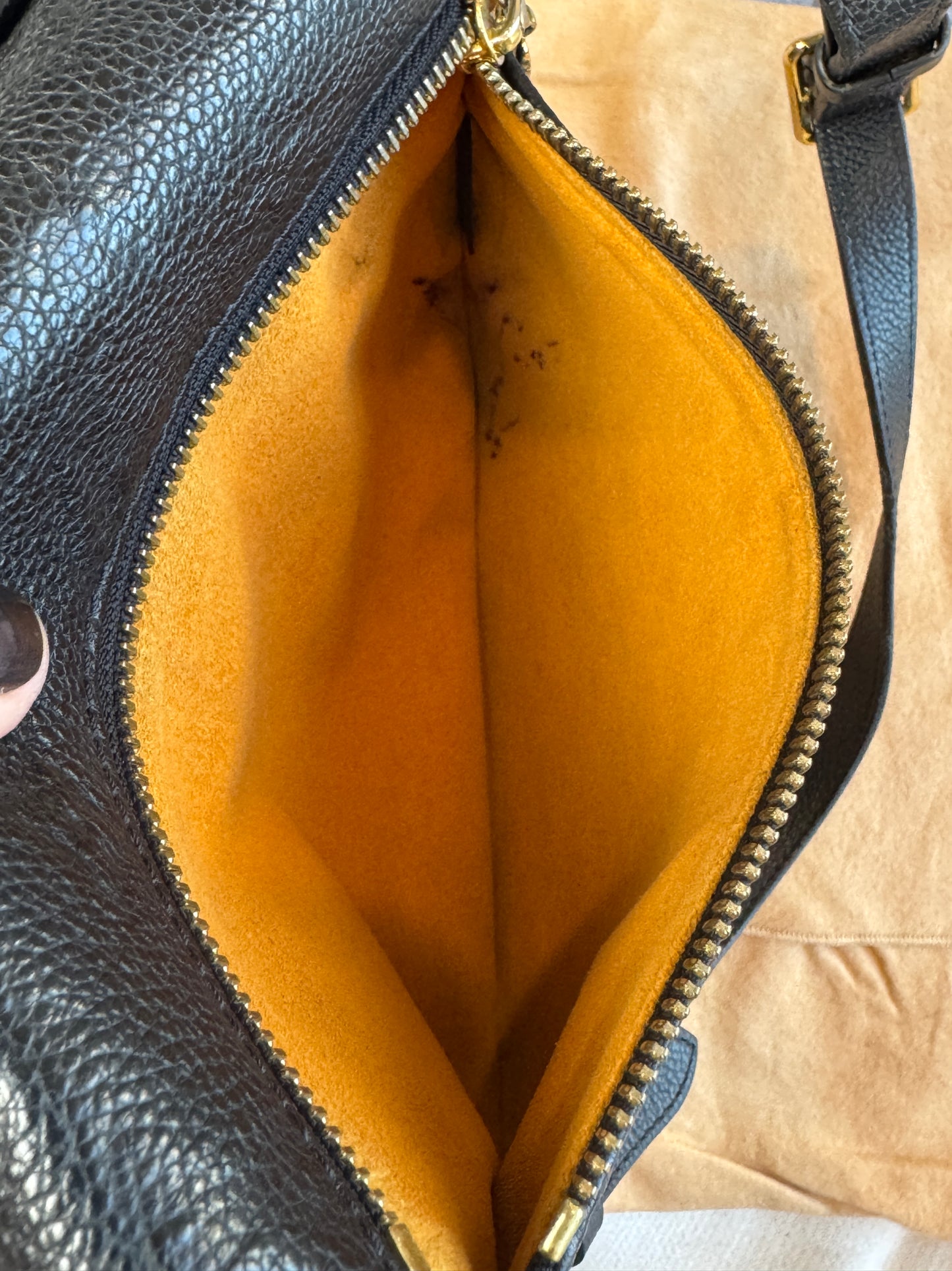 Louis Vuitton Empreinte Noir Original Bumbag