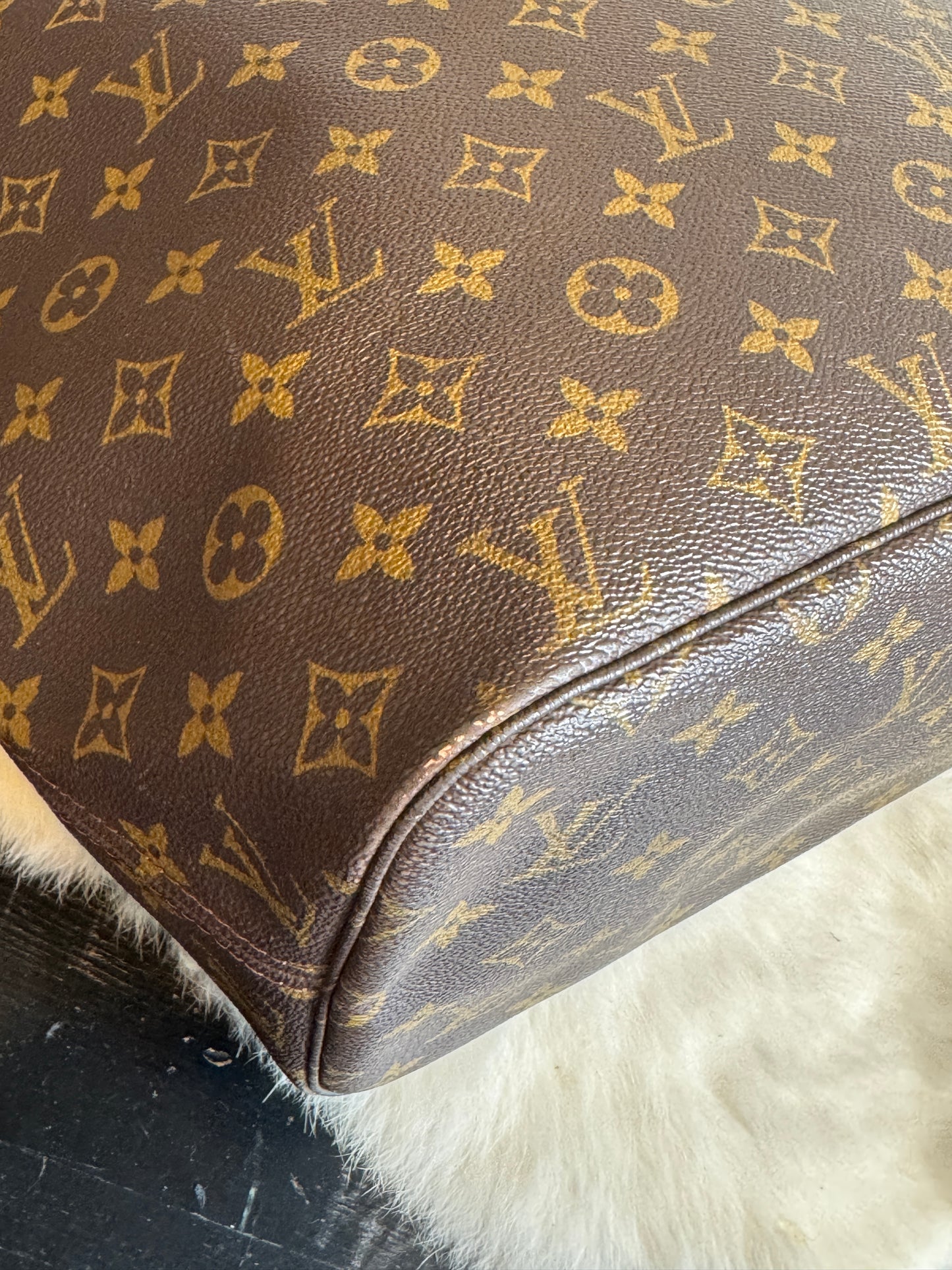 Louis Vuitton Neverfull MM Monogram