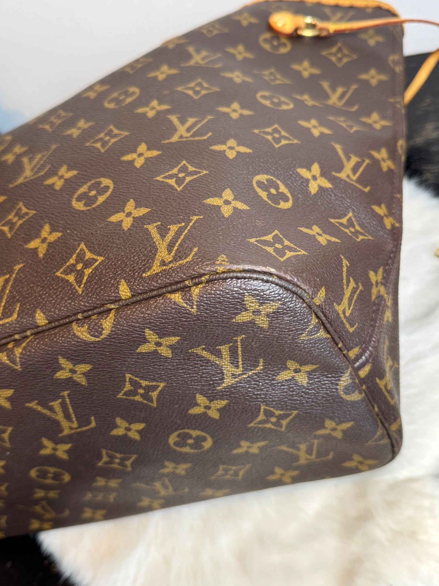Louis Vuitton Neverfull MM Monogram