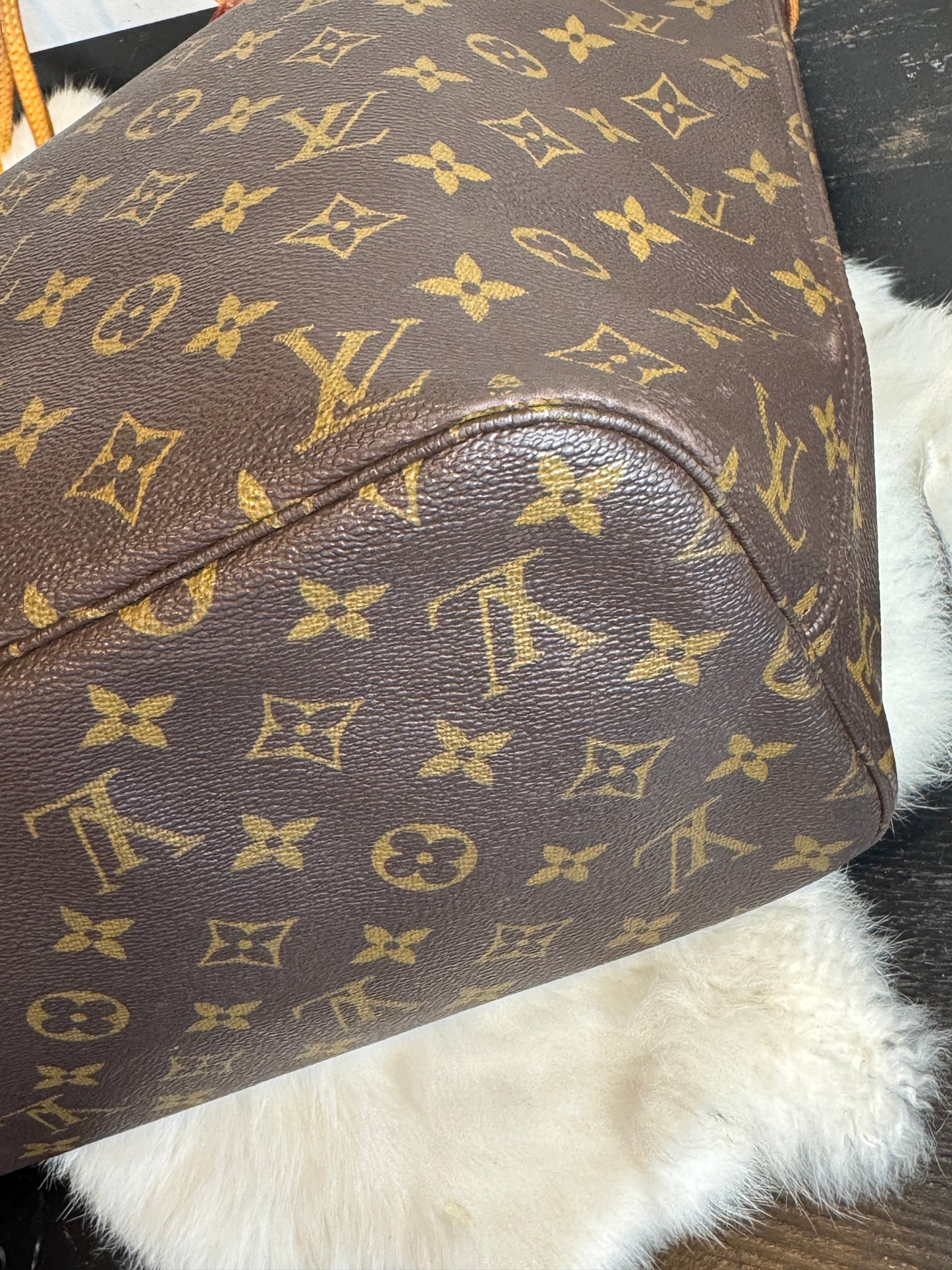 Louis Vuitton Neverfull MM Monogram