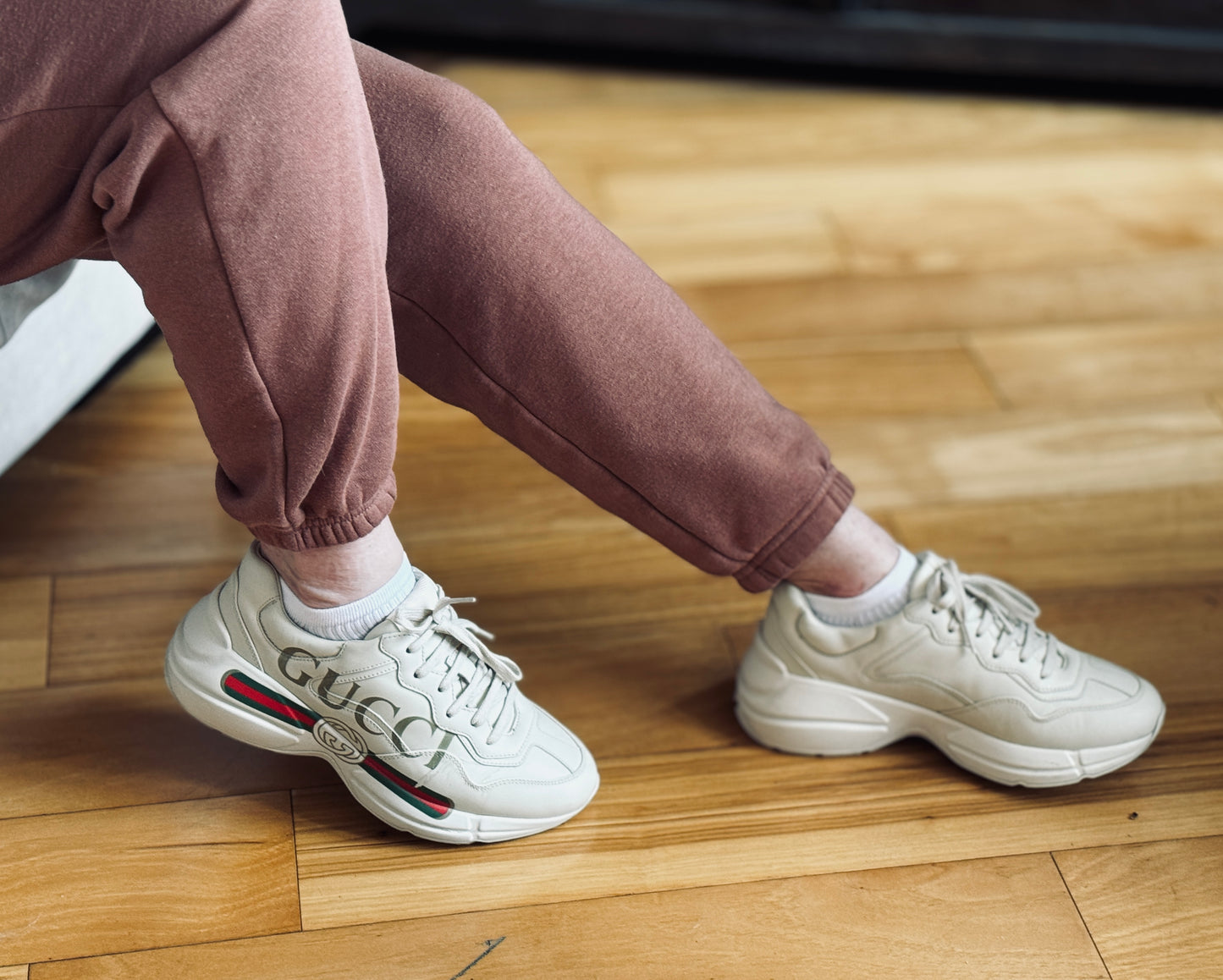 Gucci Rhyton Logo Ivory Sneakers 7EU (40EU)