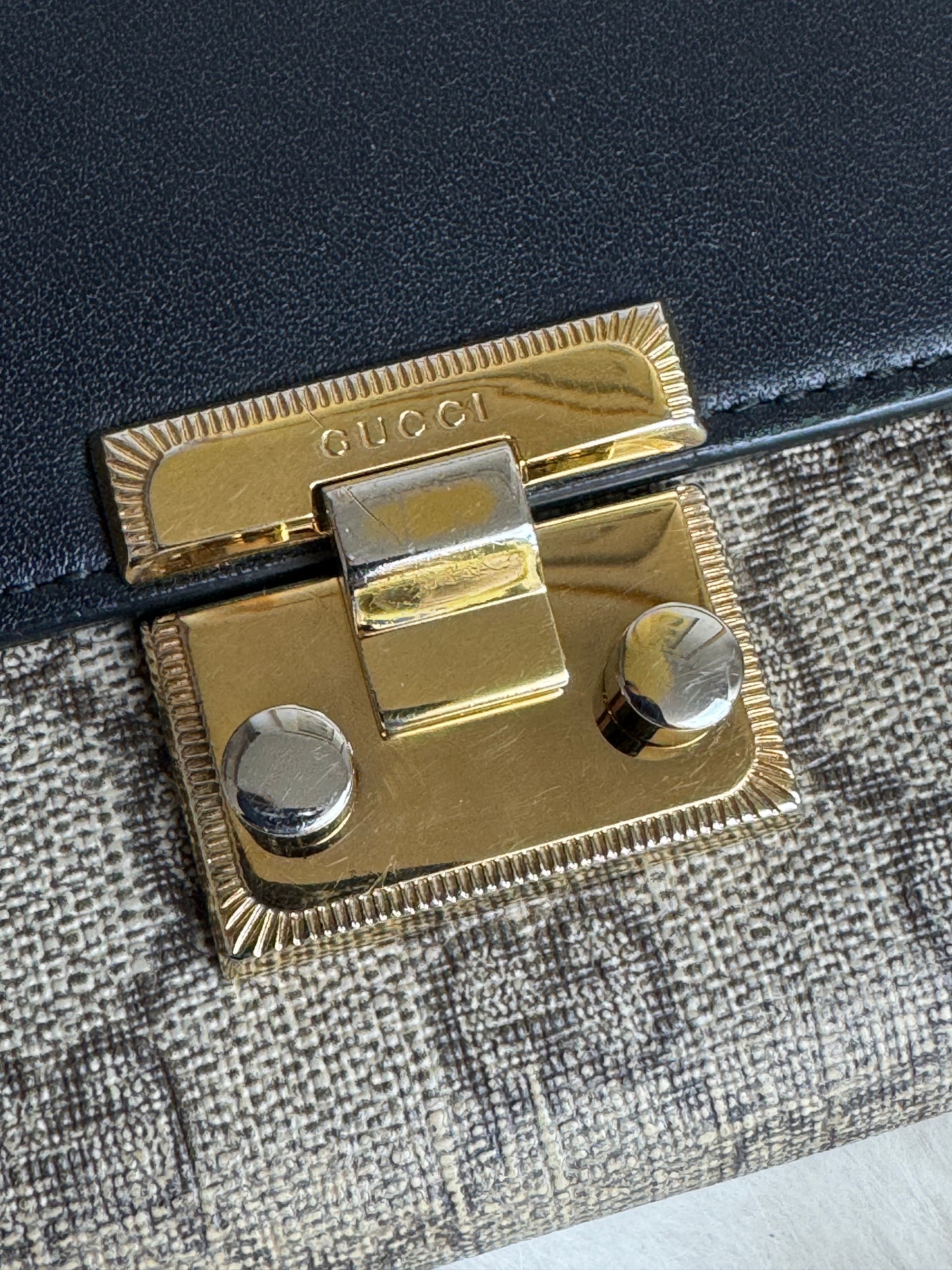 GUCCI Supreme Padlock Wallet On Chain Black