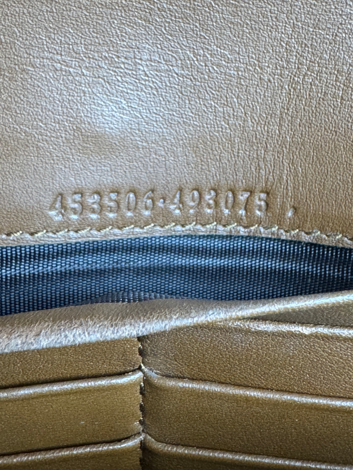 GUCCI Supreme Padlock Wallet On Chain Black