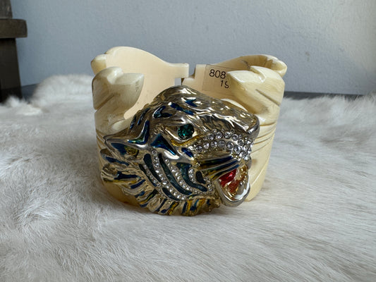 NWT! Gucci Rajah Resin Leaf Bracelet (repaired)